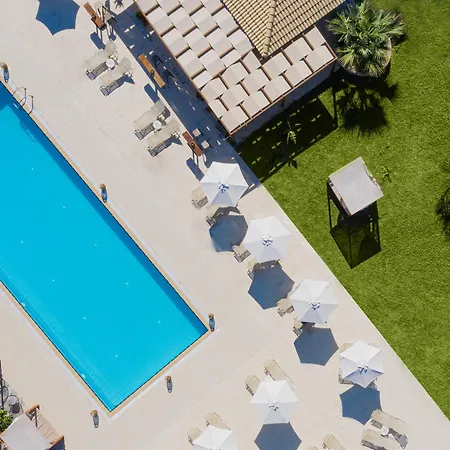 Hotel Ekati 4*